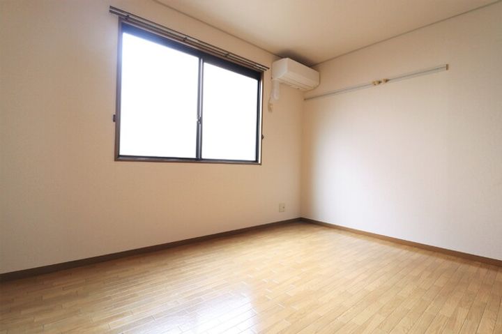 ベルシャルム103の内装