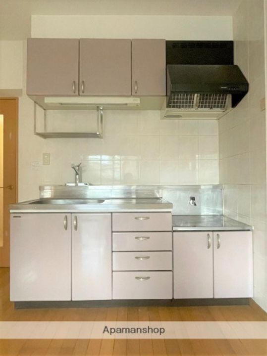 プランタン南町203のキッチン