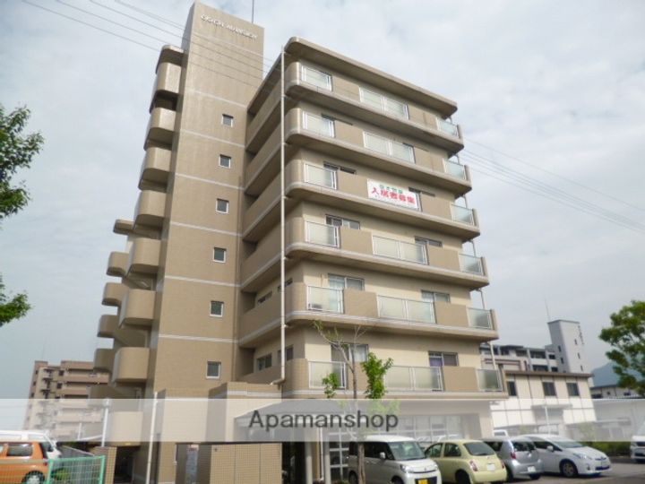 おかたマンション703の外観