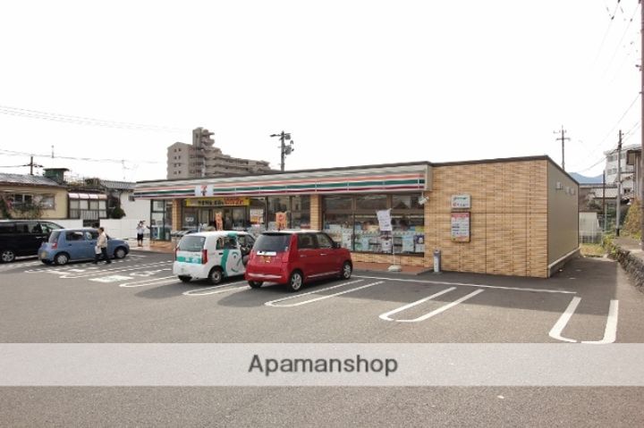 システィーナ石田の周辺