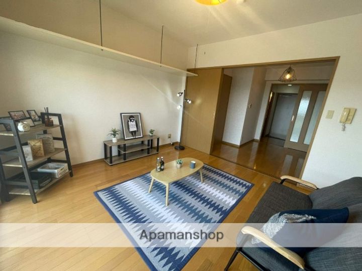 ステュディオ松村705の居間