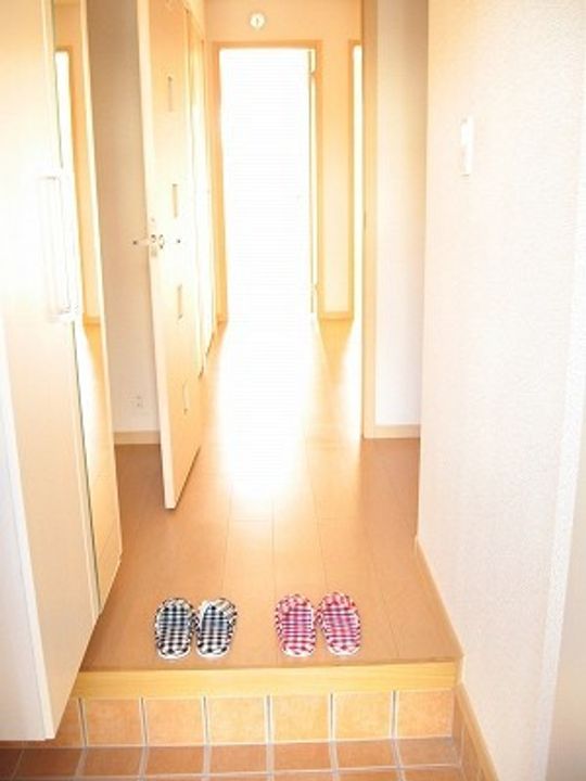 ソレアードⅡの玄関