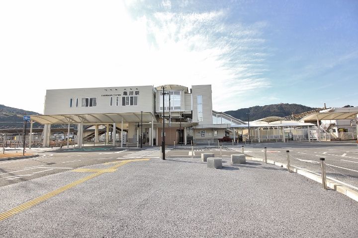 レオパレス別府亀川コンフォールの周辺