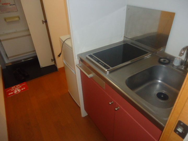 レオパレスツルミ202の内装