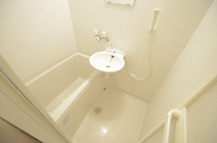 レオパレス中須賀の風呂