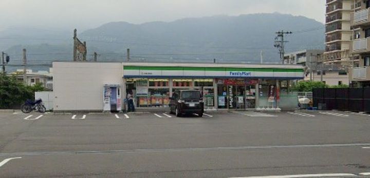シティハイツ日出の周辺