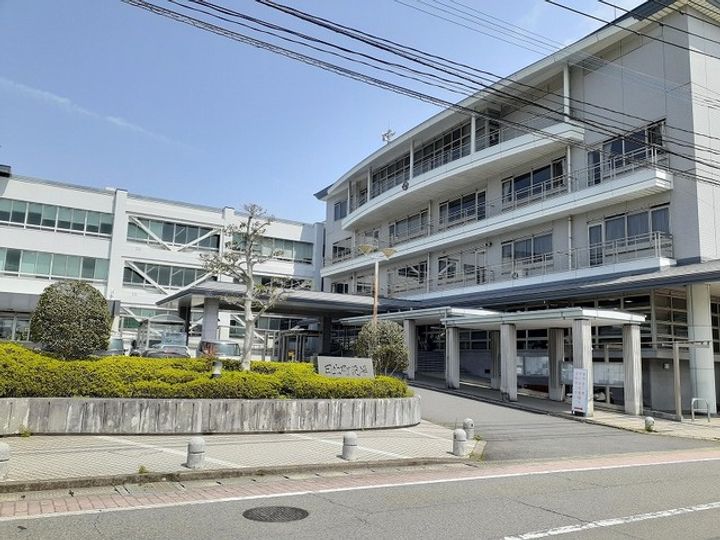 シティハイツ日出の周辺