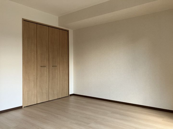 ロワール実相寺の内装