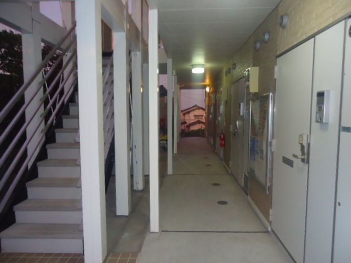 レオパレス東荘園の周辺