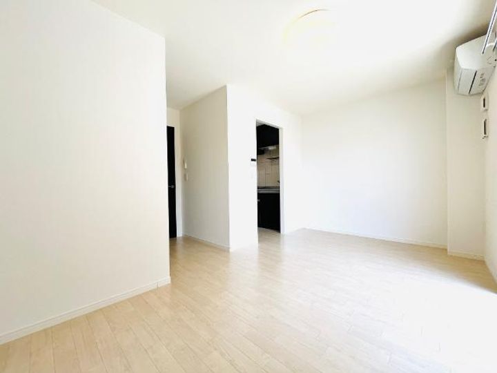 グランヴェルデ蓮池00101の居間