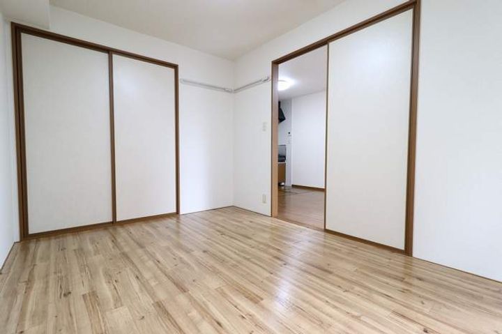 ファミール東の内装