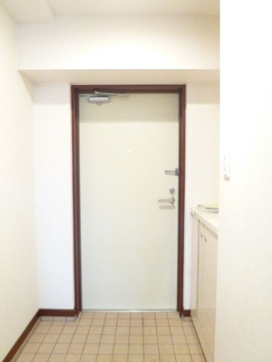 テリオ鶴崎の玄関