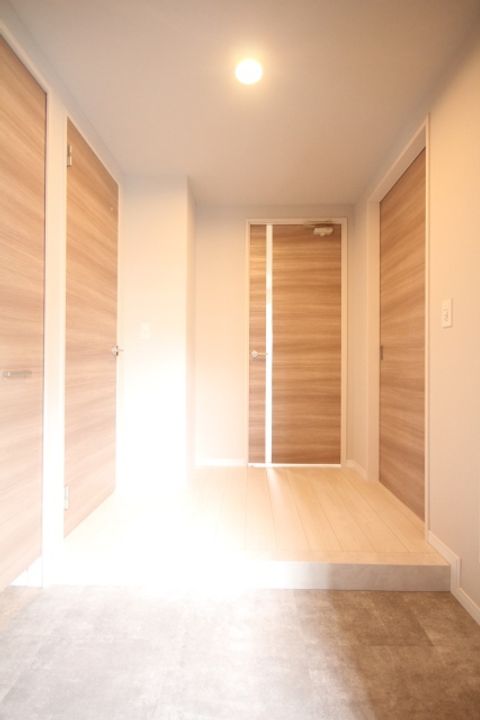 PARK AVENUE EASTの玄関