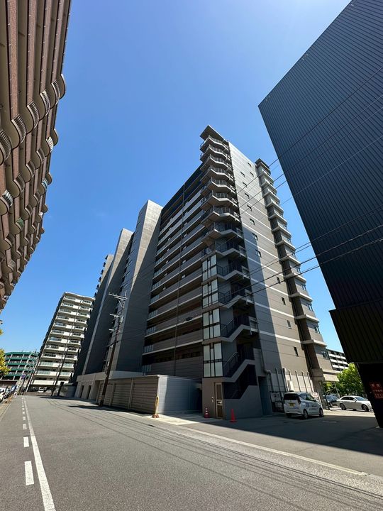 PARK AVENUE EASTの外観