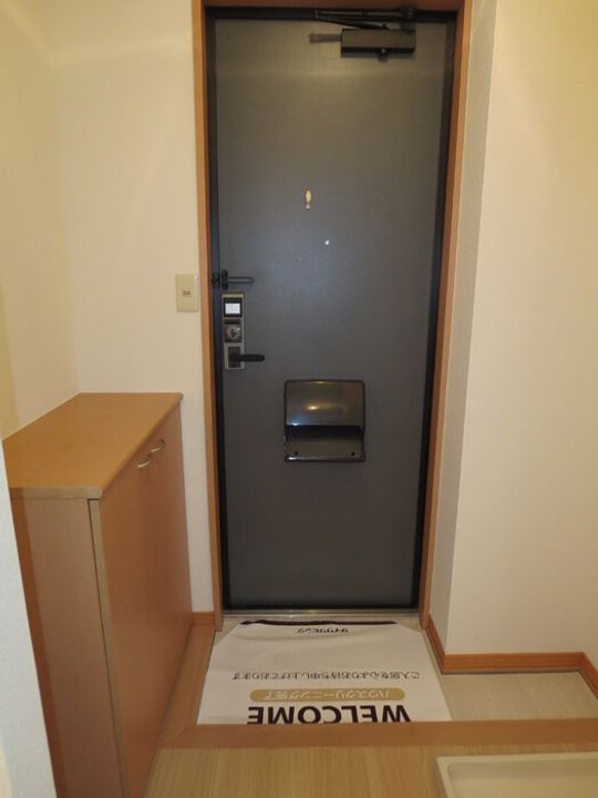 アーバンライフ雅 A棟の玄関