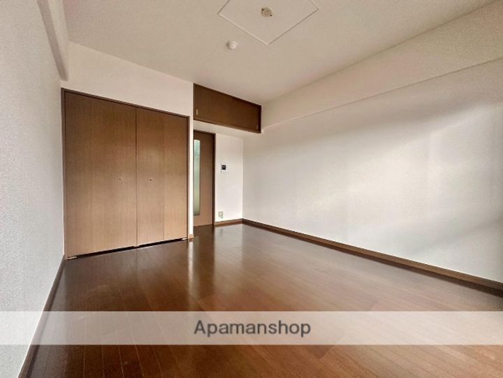 ヴェルドミールⅢ105の居間