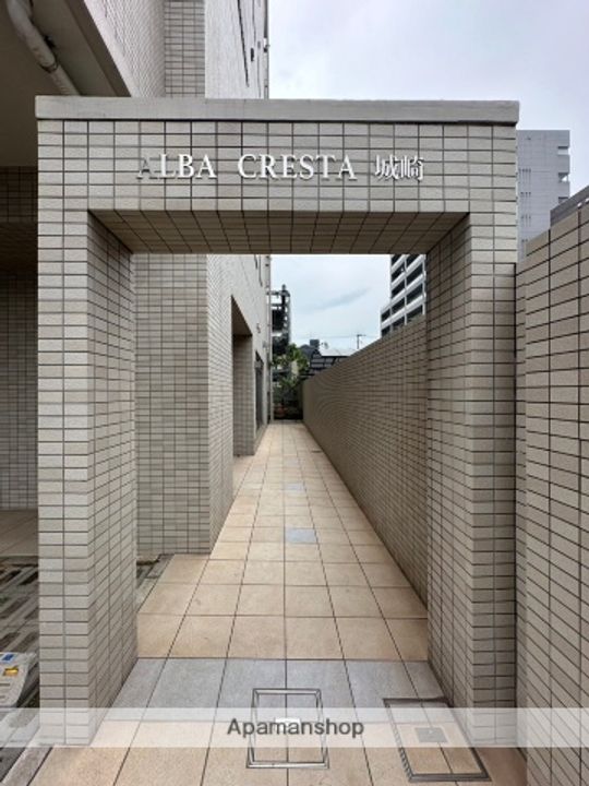 アルバクレスタ城崎407の外観