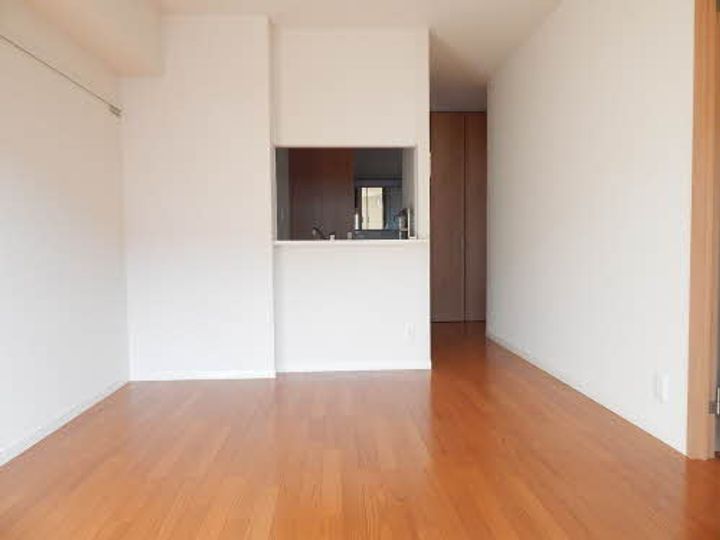 ユアーハウスEの居間
