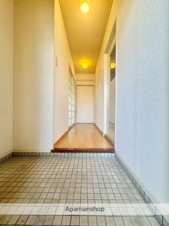 金池マンションA棟501の玄関
