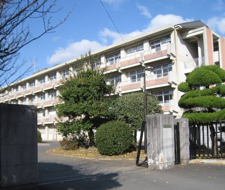 ポワール・M B棟の周辺