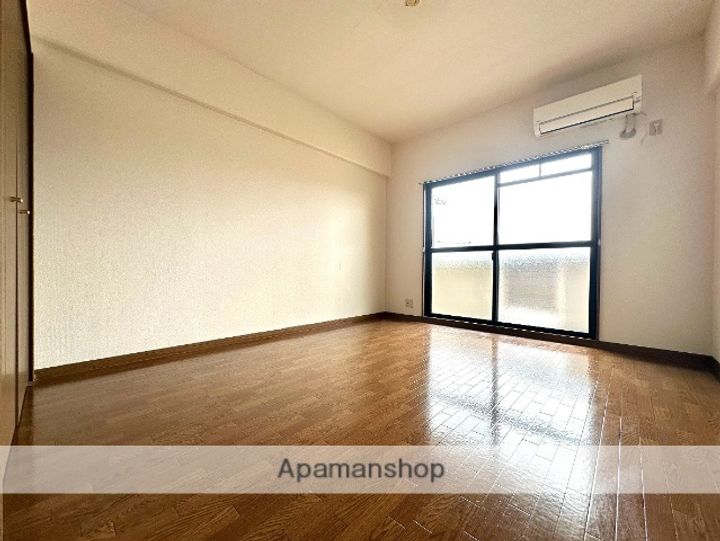 ヴェルドミールⅢ403の居間