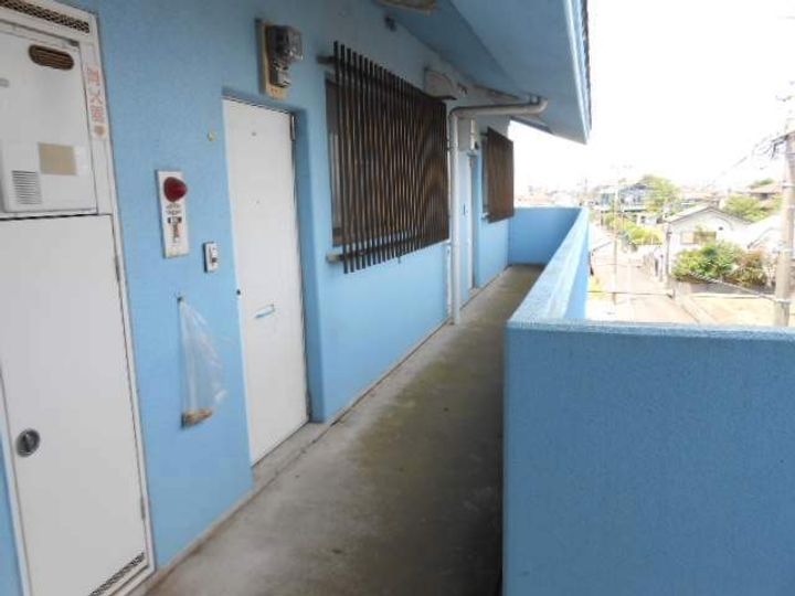 ひまわりマンション302の外観