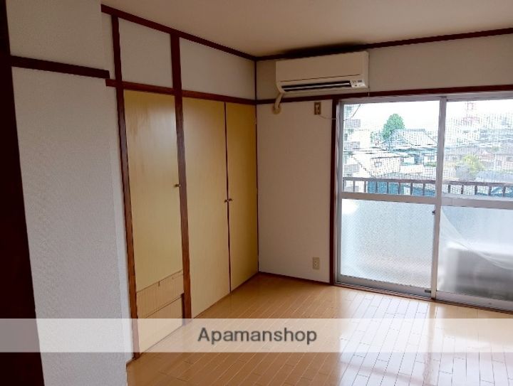 ダイヤモンドコーポ402の居間