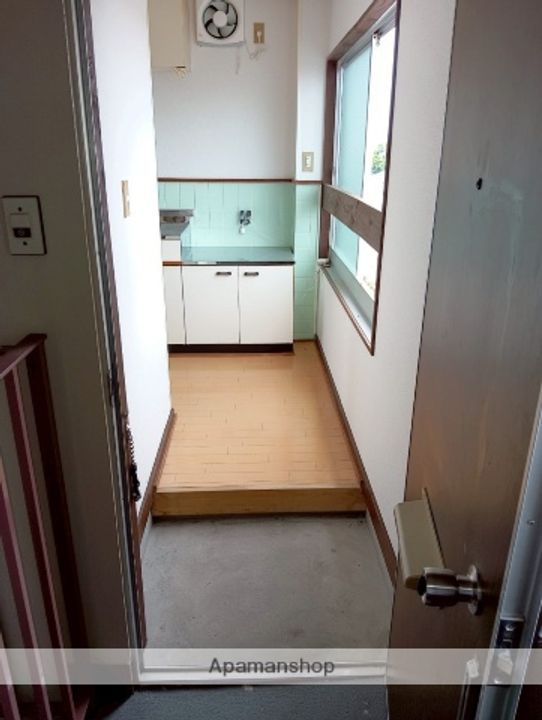 ダイヤモンドコーポ402の玄関