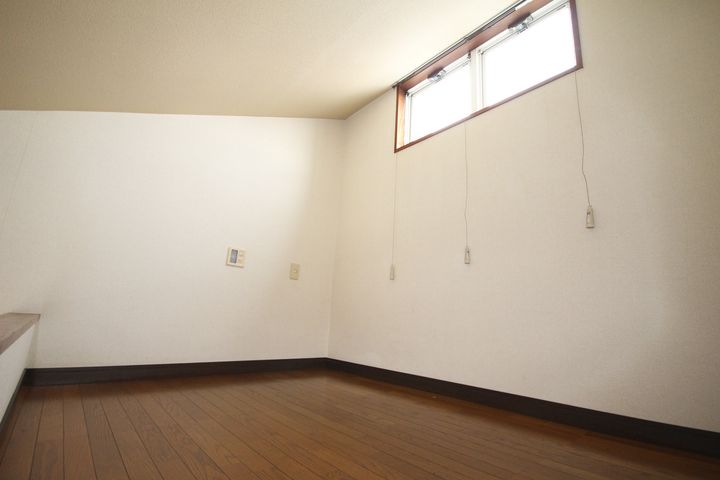 あいらんど花繰 B棟206の内装