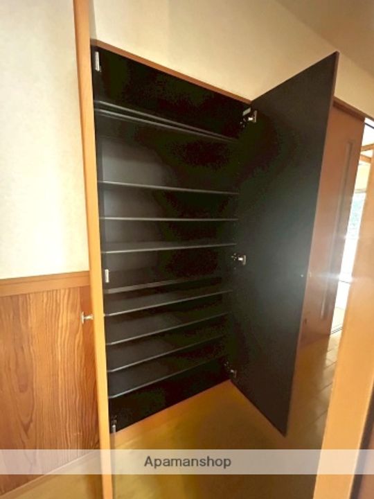 アンティックペットⅡ(川東)の内装