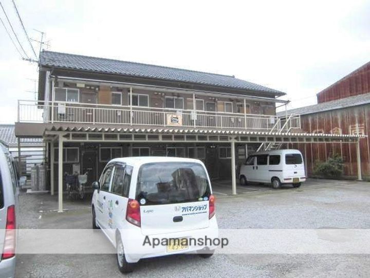 栄ハイツ105の外観