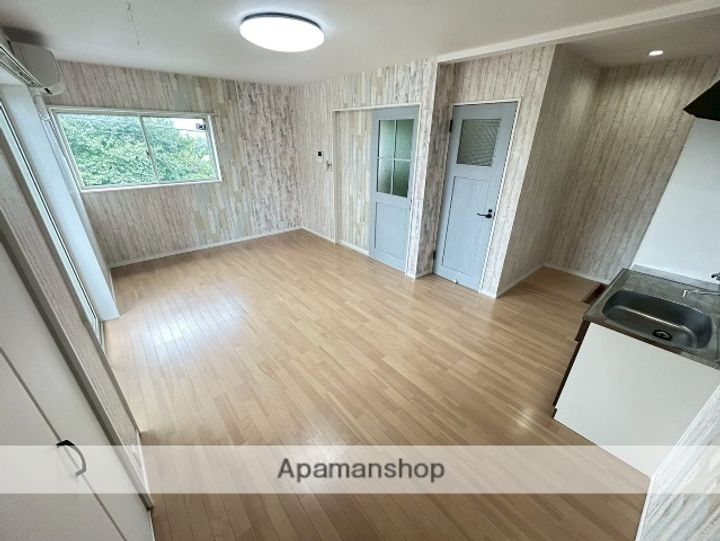 スペースセブン203の居間