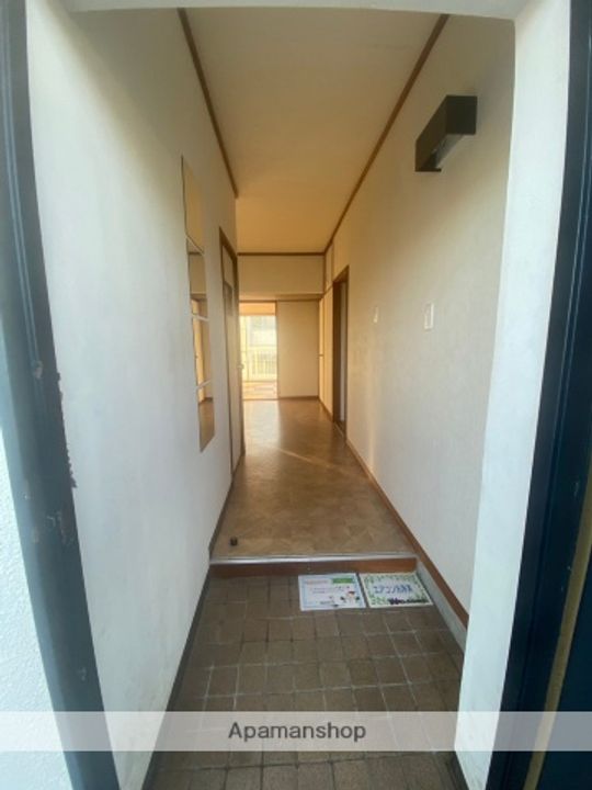 シーズンズ早鈴の玄関