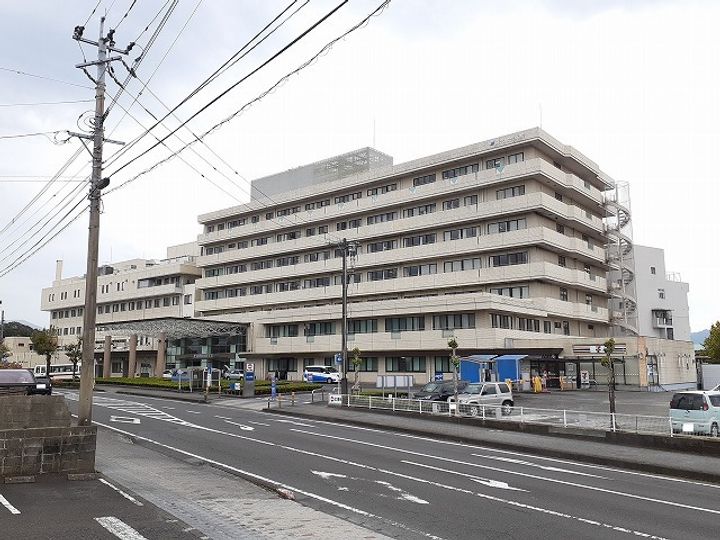 リバー サイド 西町の周辺