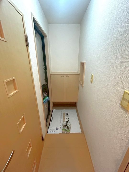 フルール・ド・シャモニ A棟の玄関