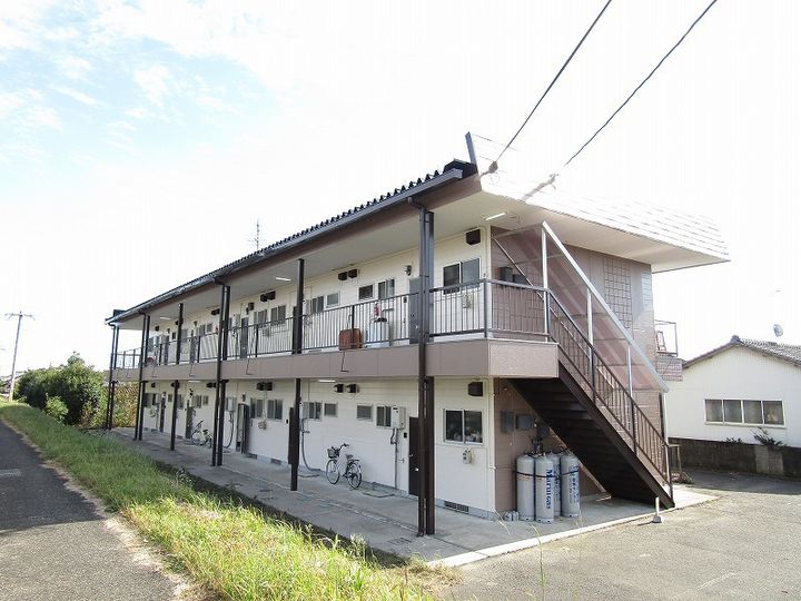 リヴァージュ小林の外観