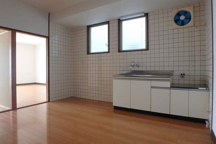 晴峰シティコーポの居間