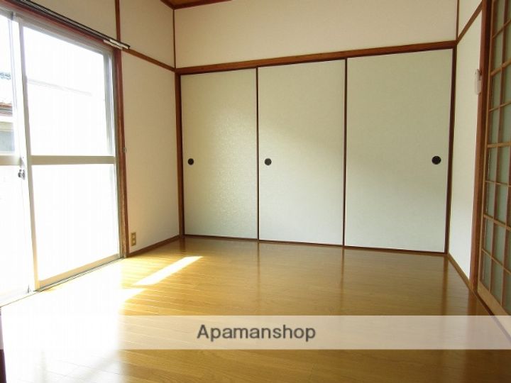 第4太陽アパート101の内装