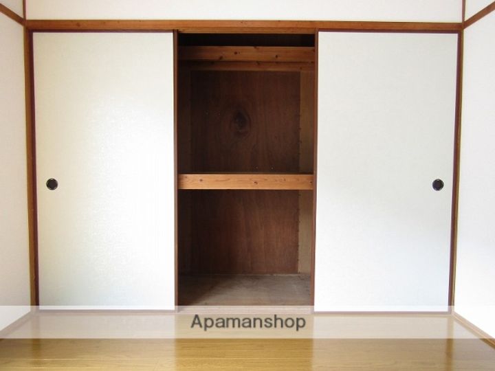 第4太陽アパート101の内装