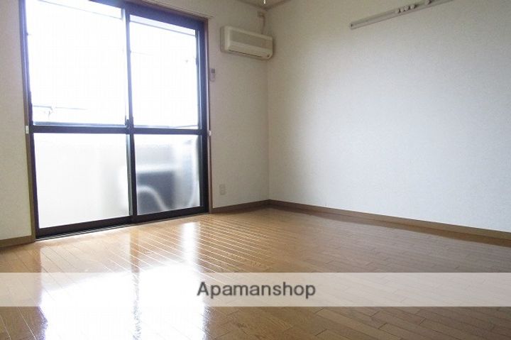 宮崎県小林市水流迫の賃貸アパートの内装