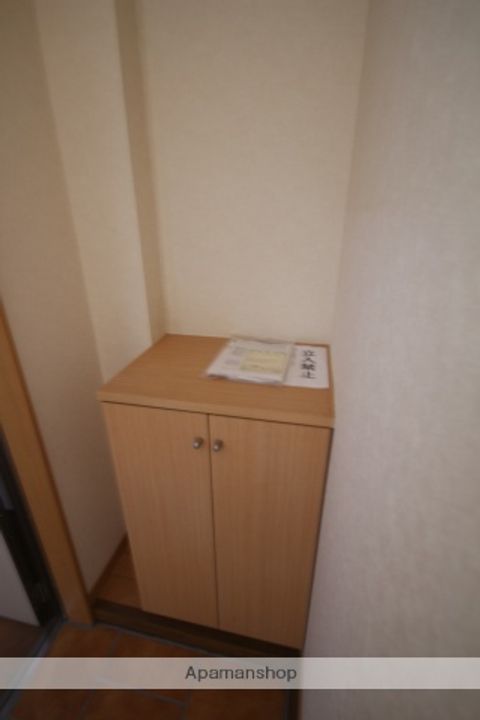 アヴァンセ八幡301の内装