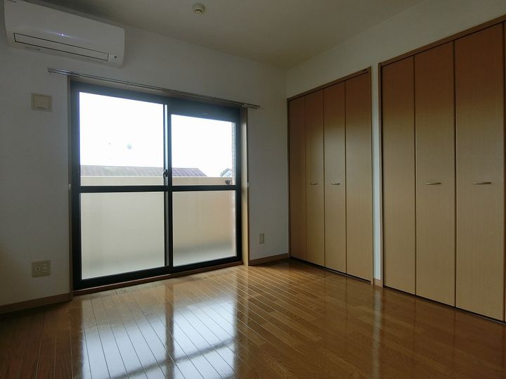 パークサイドひえだの内装