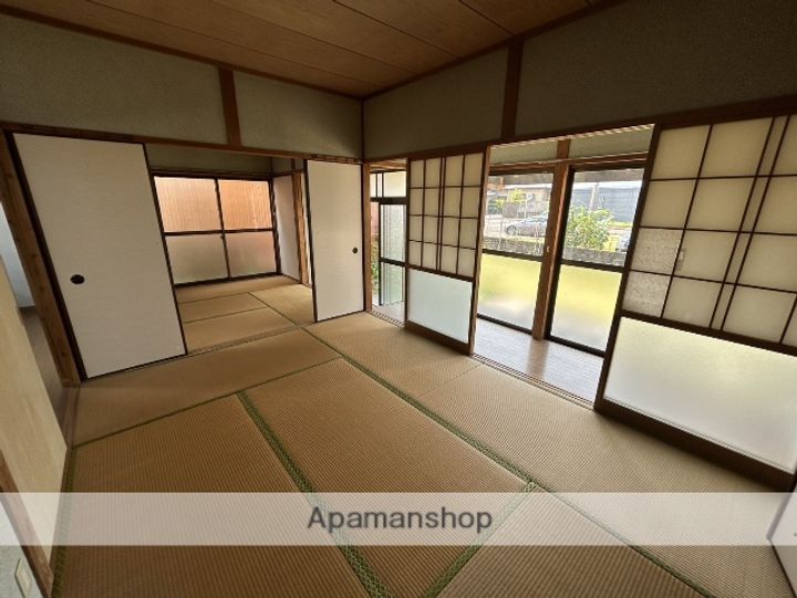 宮崎県都城市中原町(一戸建)の賃貸物件戸建ての居間