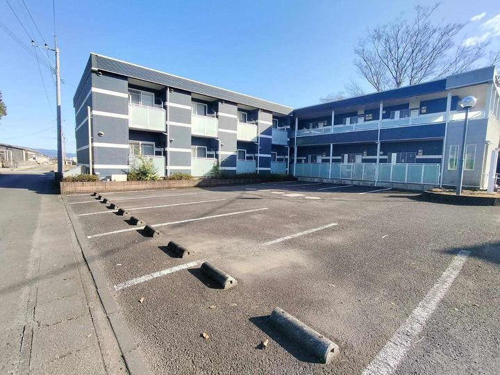 レオネクスト都原107の外観