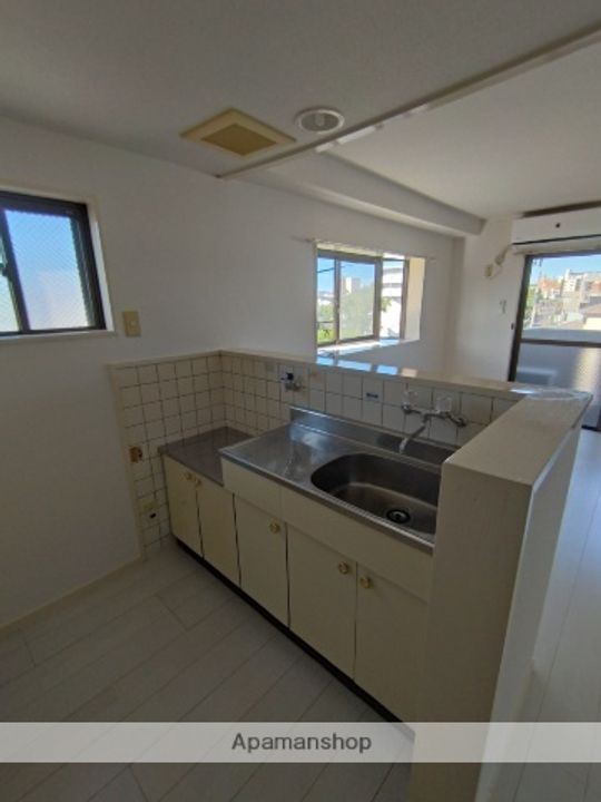 オクトワール宮崎西のキッチン