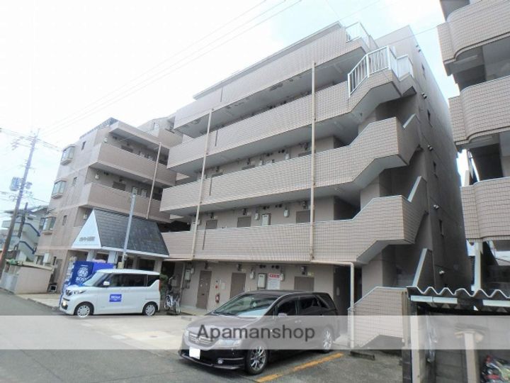 オクトワール宮崎西の外観