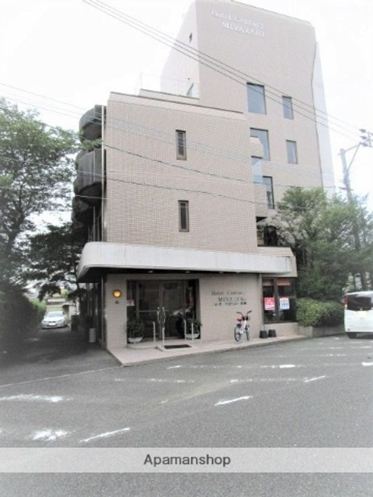 ステーションコート906の周辺