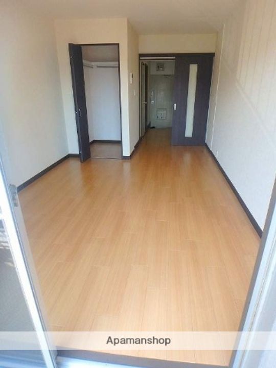 クリオコート303の居間