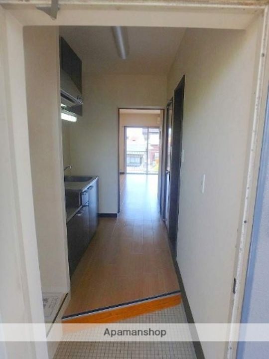 クリオコート303の玄関