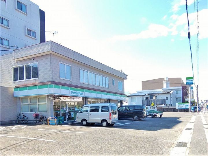 レオパレスラビホワ23302の周辺